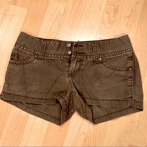 MUDD low rise Jean shorts